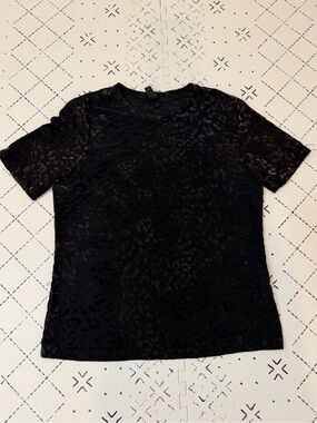 Y.A.S black leopard velvet short sleeve‎ top XS